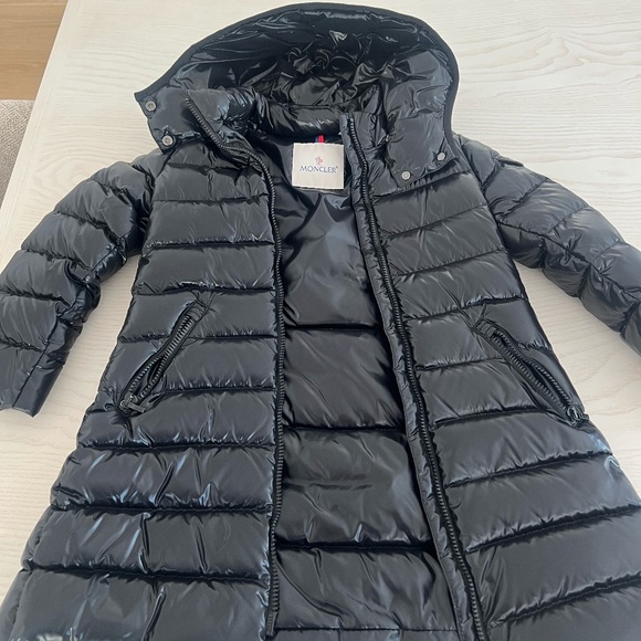 Moncler Children's Jacket/Coat - Size 5, Black, Like New